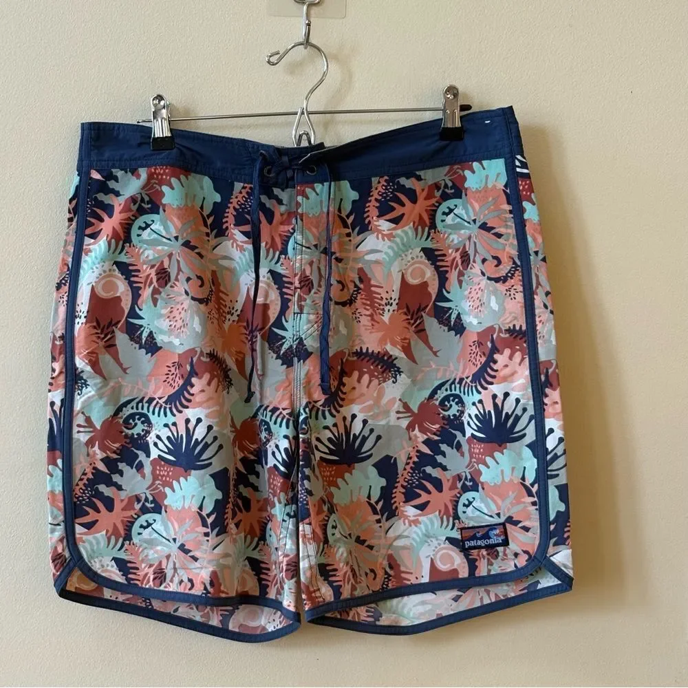 Patagonia Scallop Hem Stretch Wavefarer Board Shorts